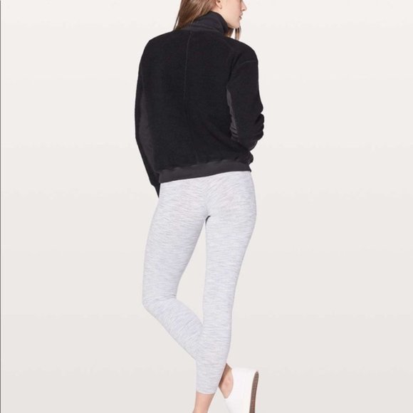 Lululemon Stand Out Sherpa 1/4 Pullover - Picture 3 of 10